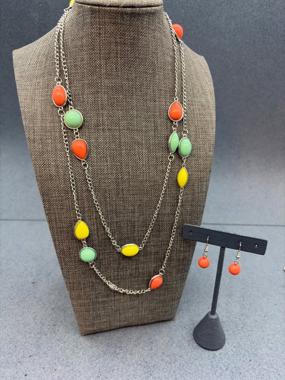 Long Colorful Necklace Earrings Set 44 In Retro Silver Yellow Coral Mint Stones